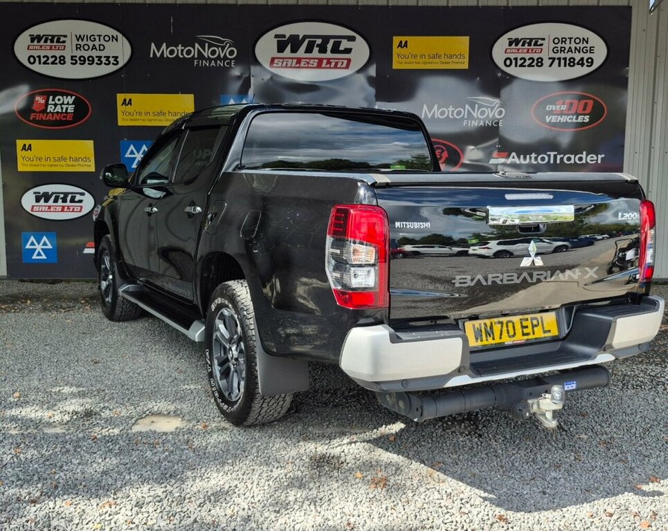 Mitsubishi L200 2.2L Dc Barbarian X Black #2