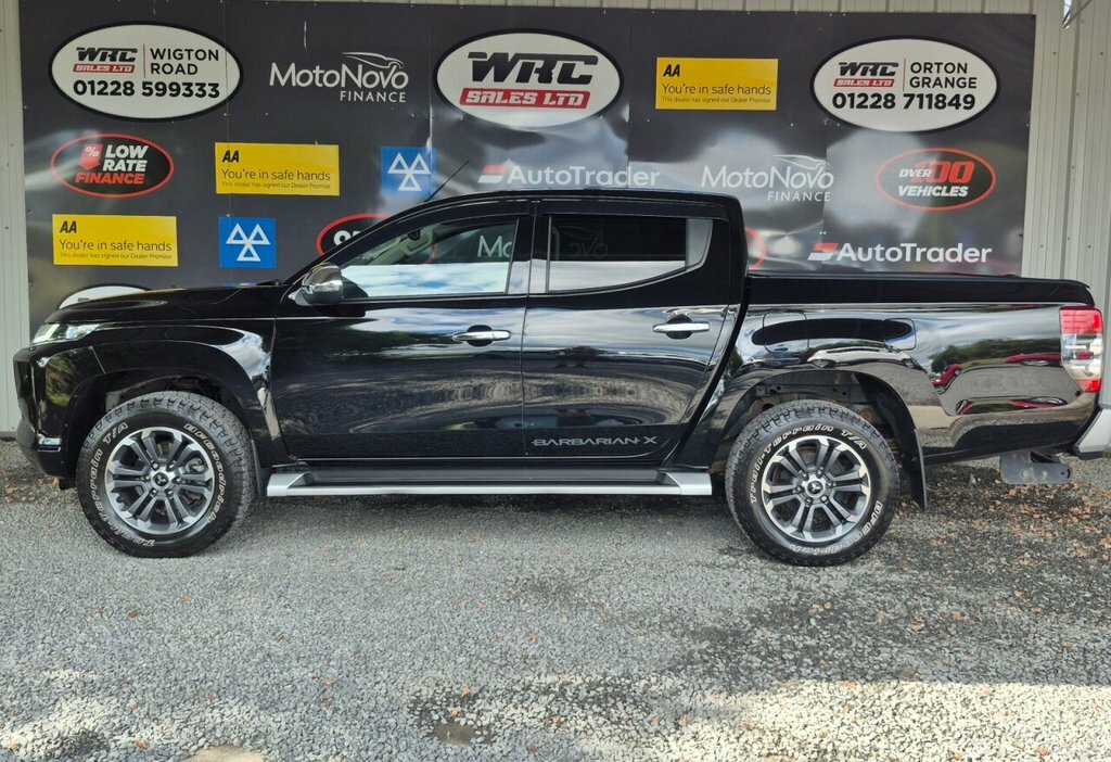 Mitsubishi L200 2.2L Dc Barbarian X Black