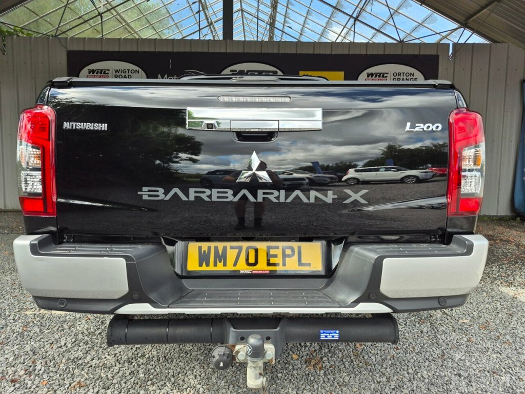 Mitsubishi L200 2.2L Dc Barbarian X Black #6