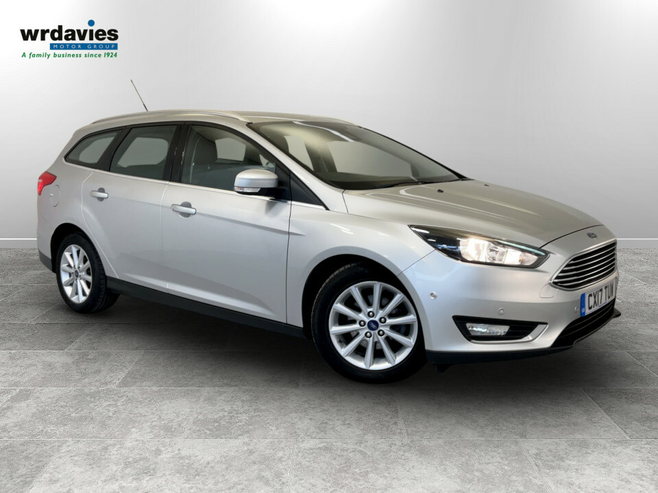 Ford Focus 1.5 Tdci 120 Titanium Powershift CX17TUW Silver