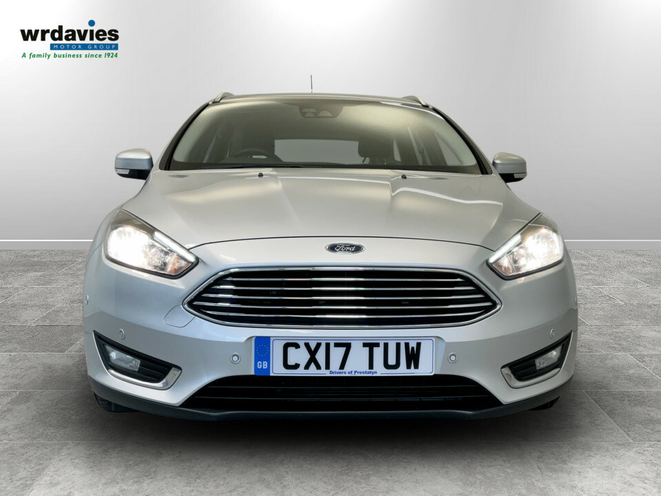 Ford Focus 1.5 Tdci 120 Titanium Powershift CX17TUW Silver #2