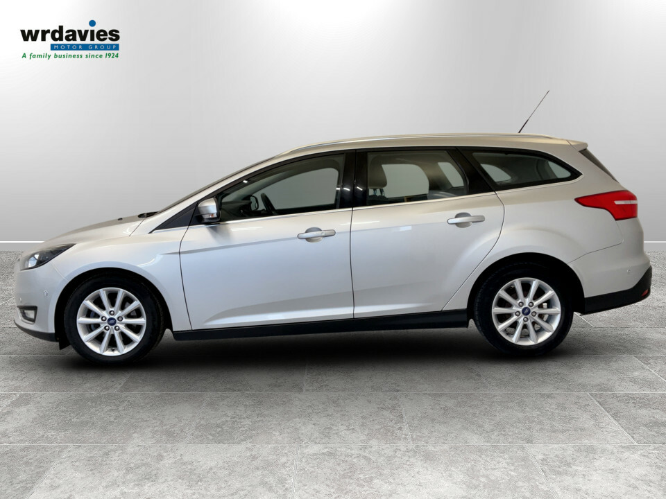 Ford Focus 1.5 Tdci 120 Titanium Powershift CX17TUW Silver #4