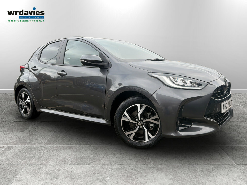 Toyota Yaris 1.5 Hybrid Design Cvt DW74YAO Grey