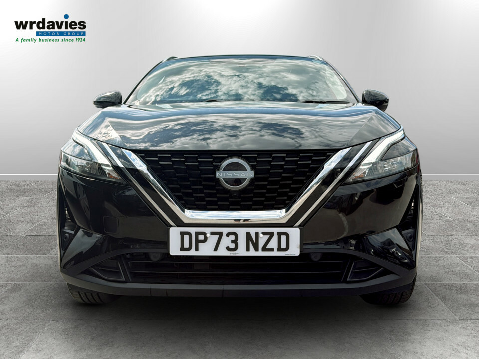 Nissan Qashqai 1.3 Dig-t Mh N-connecta DP73NZD Black #2