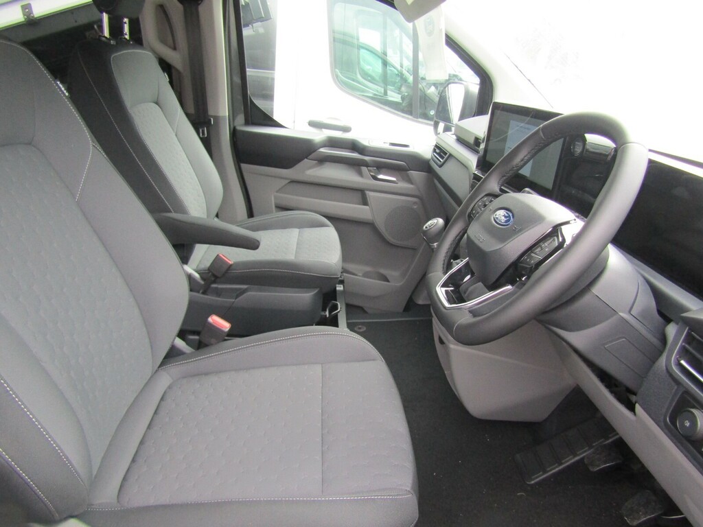 Ford Tourneo Custom 2.0D Ecoblue 136Ps H1 Titanium 8 Seater - Delivery Grey #4