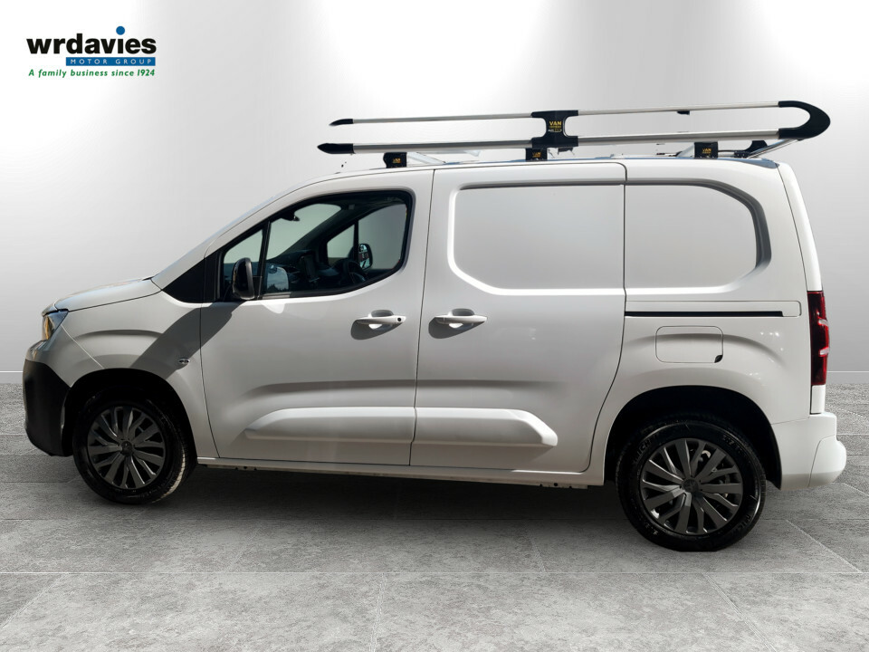 Peugeot Partner 1000 1.5 Bluehdi 100 Asphalt Premium Van White #4