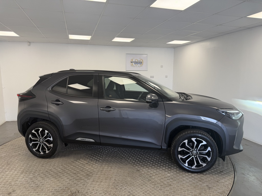 Toyota Yaris Cross 1.5 Hybrid Design Cvt FP23ELX Grey #2