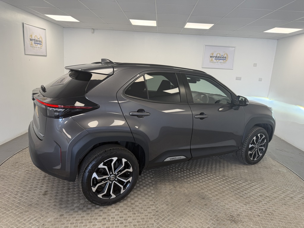 Toyota Yaris Cross 1.5 Hybrid Design Cvt FP23ELX Grey #3