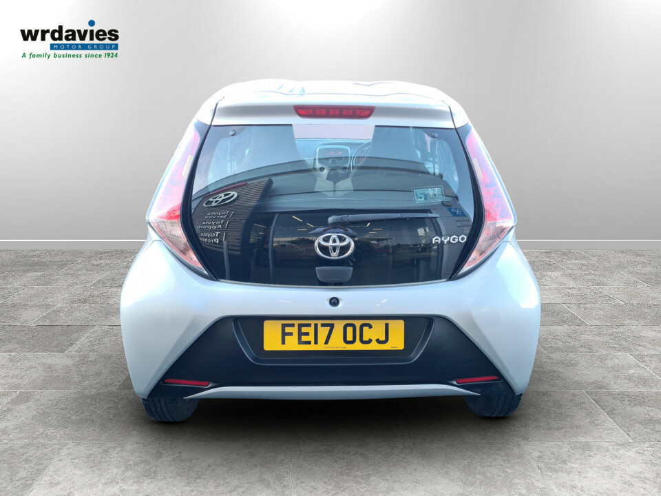 Toyota Aygo 1.0 Vvt-i X-play Silver #6