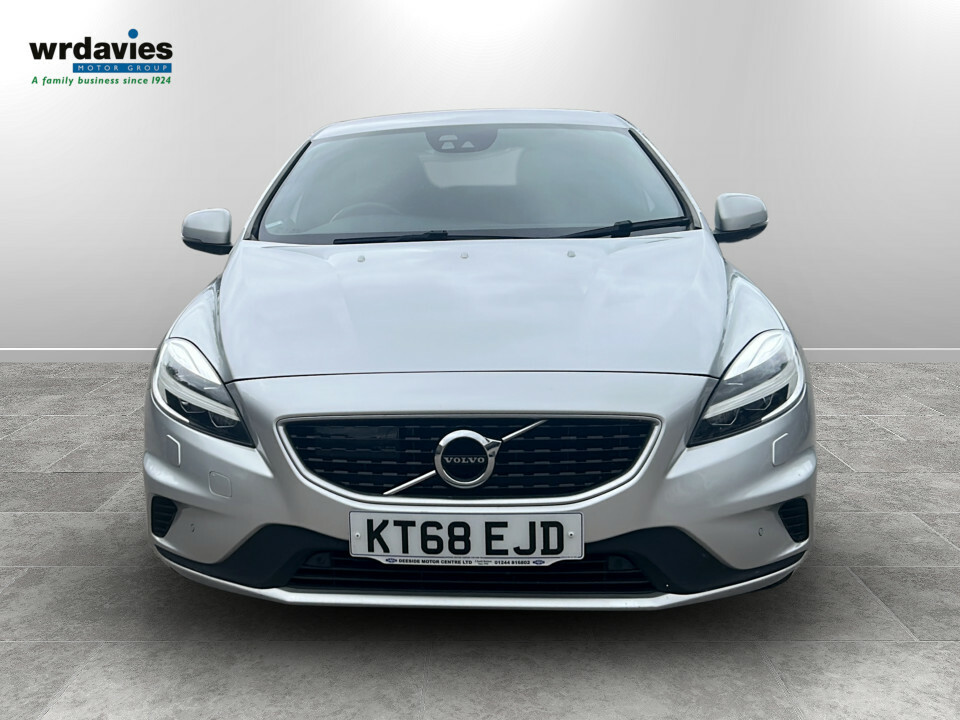 Volvo V40 D2 120 R Design Pro Silver #2