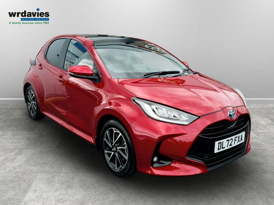 Toyota Yaris 1.5 Hybrid Design Cvt