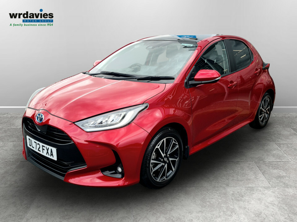 Toyota Yaris 1.5 Hybrid Design Cvt #3