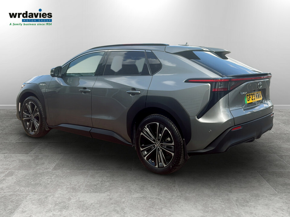 Toyota bZ4X 160Kw Vision 71.4Kwh Awd Silver #5