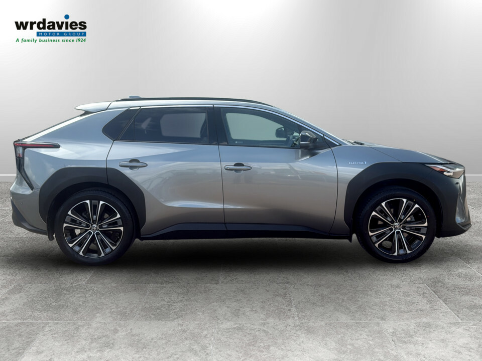 Toyota bZ4X 160Kw Motion 71.4Kwh Awd 11Kw Silver #9