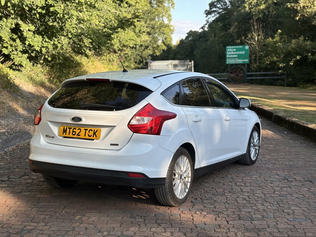 Ford Focus 1.0 T Ecoboost Zetec White #5