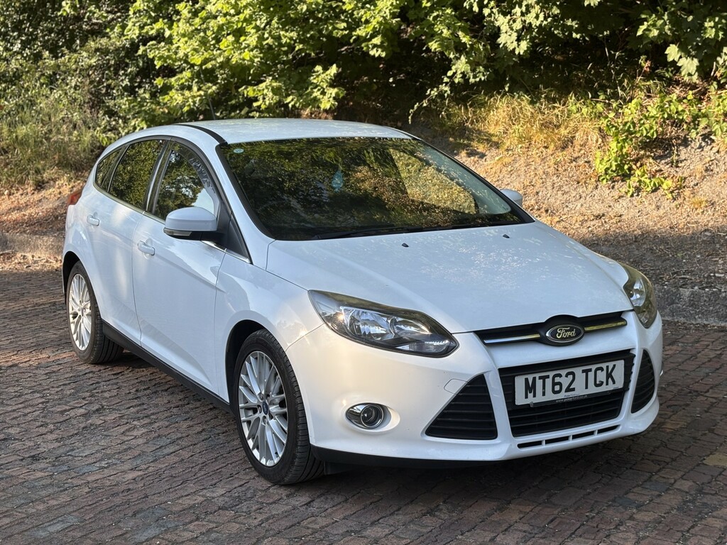Ford Focus 1.0 T Ecoboost Zetec White #2
