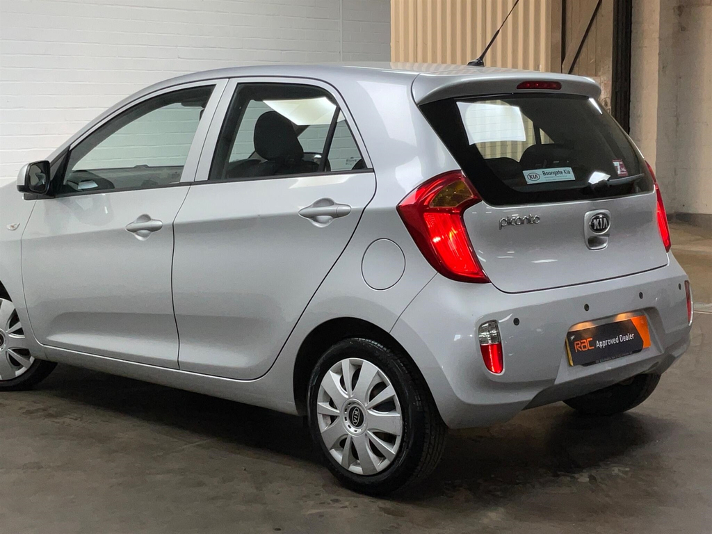Kia Picanto Kia Picanto 1.0 T Gdi Gt Line Hatchback Pet... #17