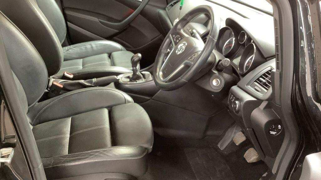 Vauxhall Astra 1.4I Turbo Sri Nav Hatchback Eur Red #9