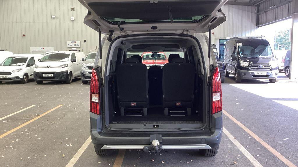 Peugeot Rifter 1.5 Bluehdi 100 Allure Blue #9