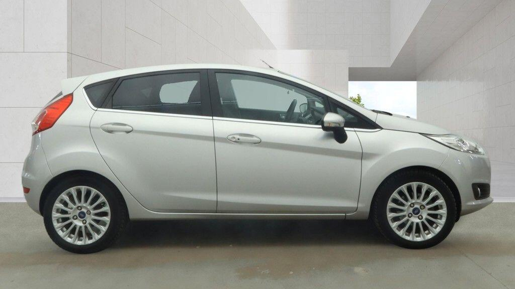 Ford Fiesta 1.0 Ecoboost Hybrid Mhev 125 St-line  #5