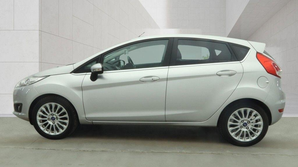 Ford Fiesta 1.0 Ecoboost Hybrid Mhev 125 St-line  #6