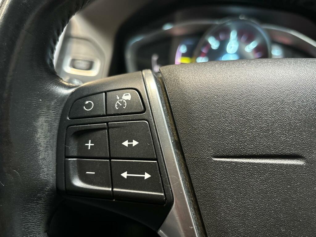Volvo XC60 2.4 D4 Se Lux Nav Awd Euro 5 Ss Grey #24