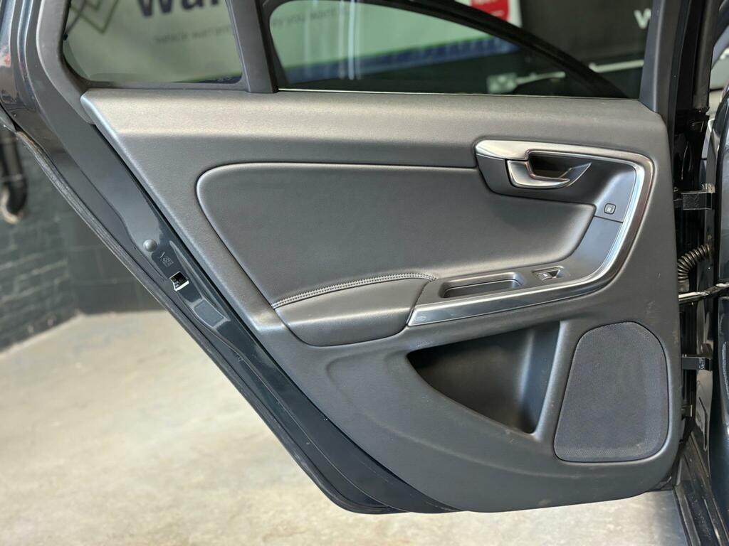 Volvo V60 1.6 D2 Se Lux Estate Euro 5 Ss Gold #23