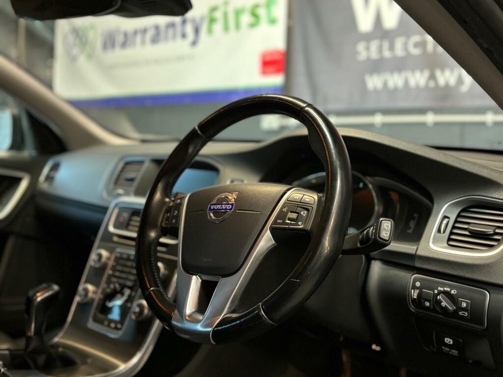 Volvo V60 1.6 D2 Se Lux Estate Euro 5 Ss Gold #10