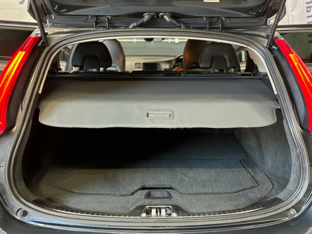 Volvo V60 1.6 D2 Se Lux Estate Euro 5 Ss Gold #29