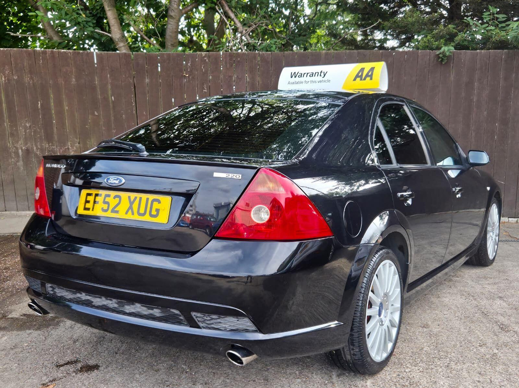 Ford Mondeo Ghia X 16V 5-Door Red #8