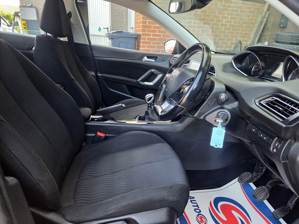 Peugeot 308 SW Gt Line Blue #11