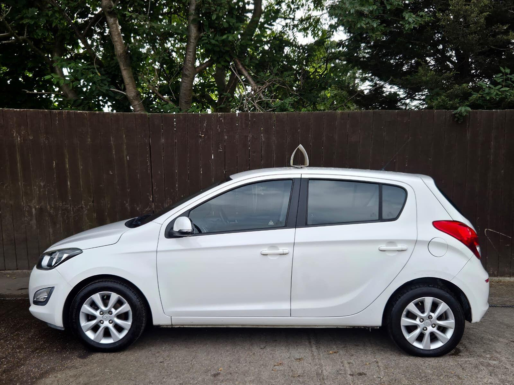 Hyundai I20 1.2 Active Euro 5 White #5