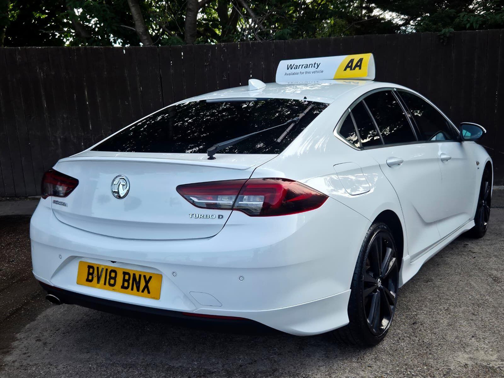 Vauxhall Insignia Sports Tourer 1.5 Sri Vx-line Nav 163 Bhp Black #8