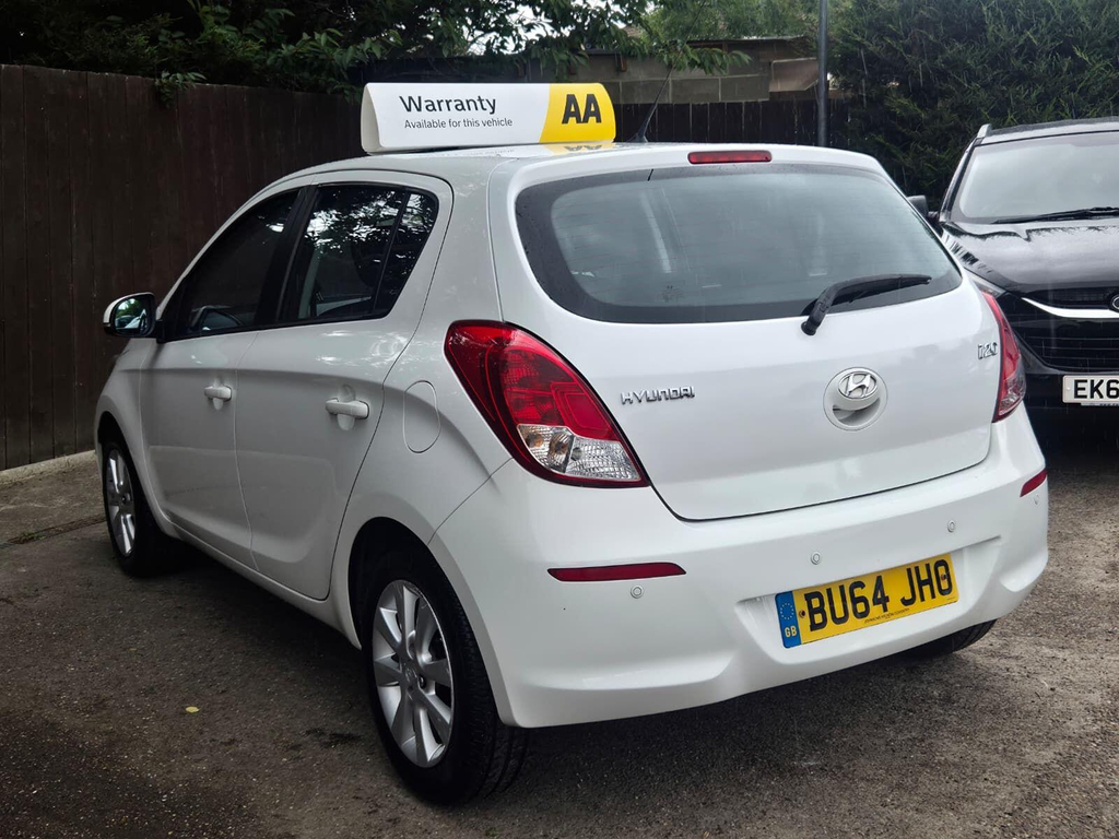 Hyundai I20 1.4 Active Euro 5 White #4