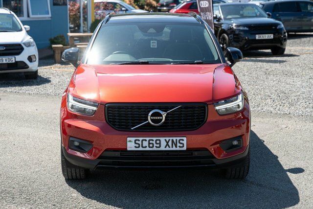 Volvo XC40 2.0 D3 R-design Suv Euro 6 Ss Red #2