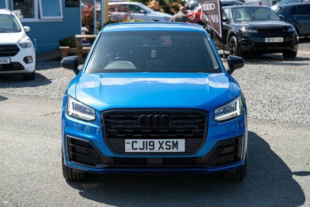 Audi Q2 1.6 Tdi 30 Black Edition Suv Eur Blue #2