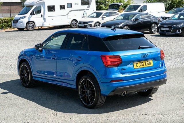 Audi Q2 1.6 Tdi 30 Black Edition Suv Eur Blue #6