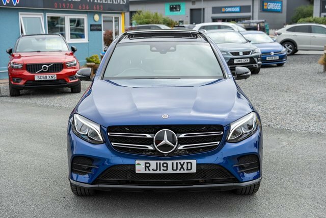 Mercedes-Benz GLC Class 2.0 Glc250 Amg Night Edition Premium Plus Suv Blue