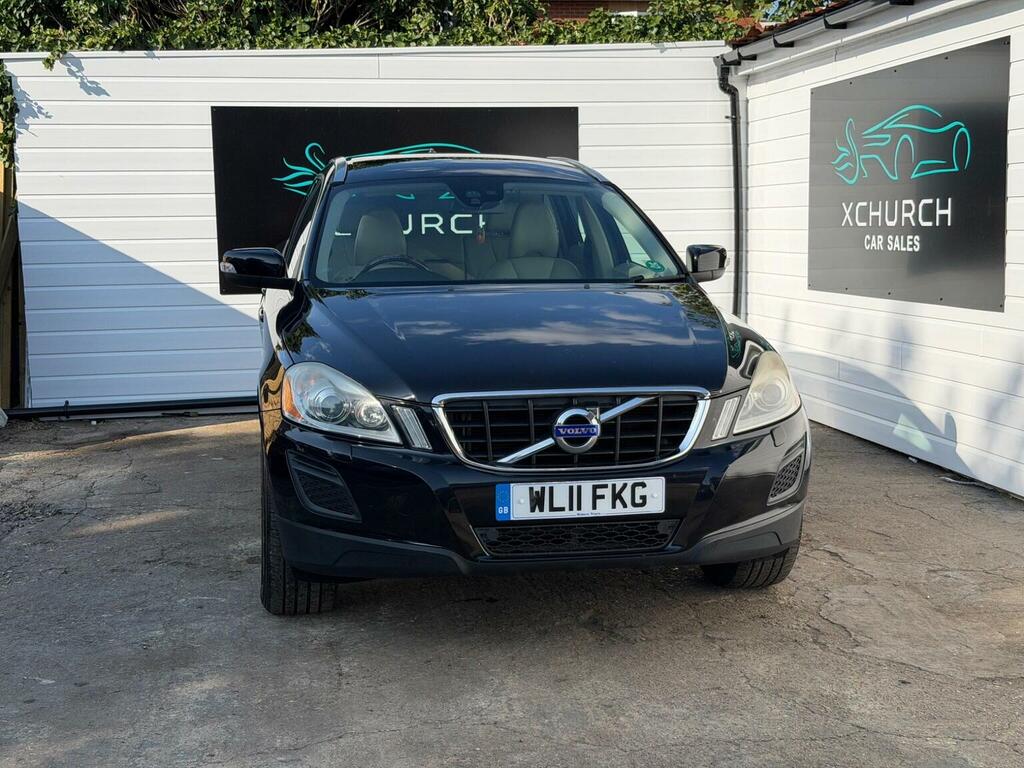 Volvo XC60 2.4 D5 Se Lux Awd Euro 5 Ss Black #3