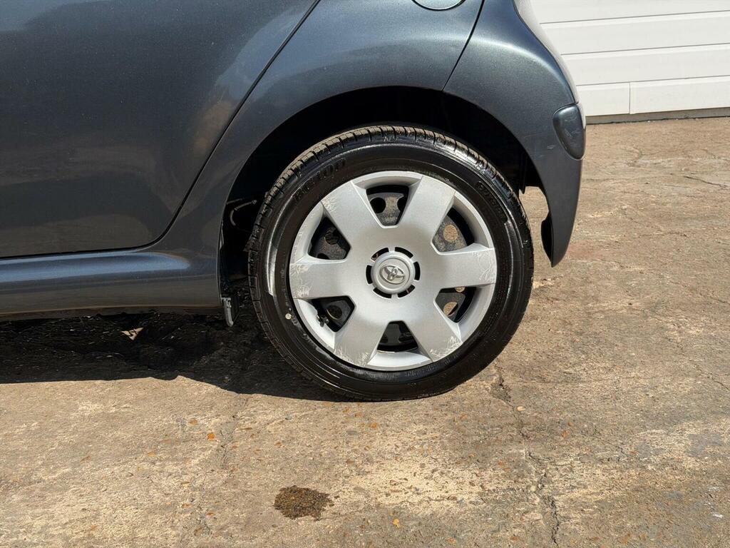 Toyota Aygo 1L Blue Blue #26