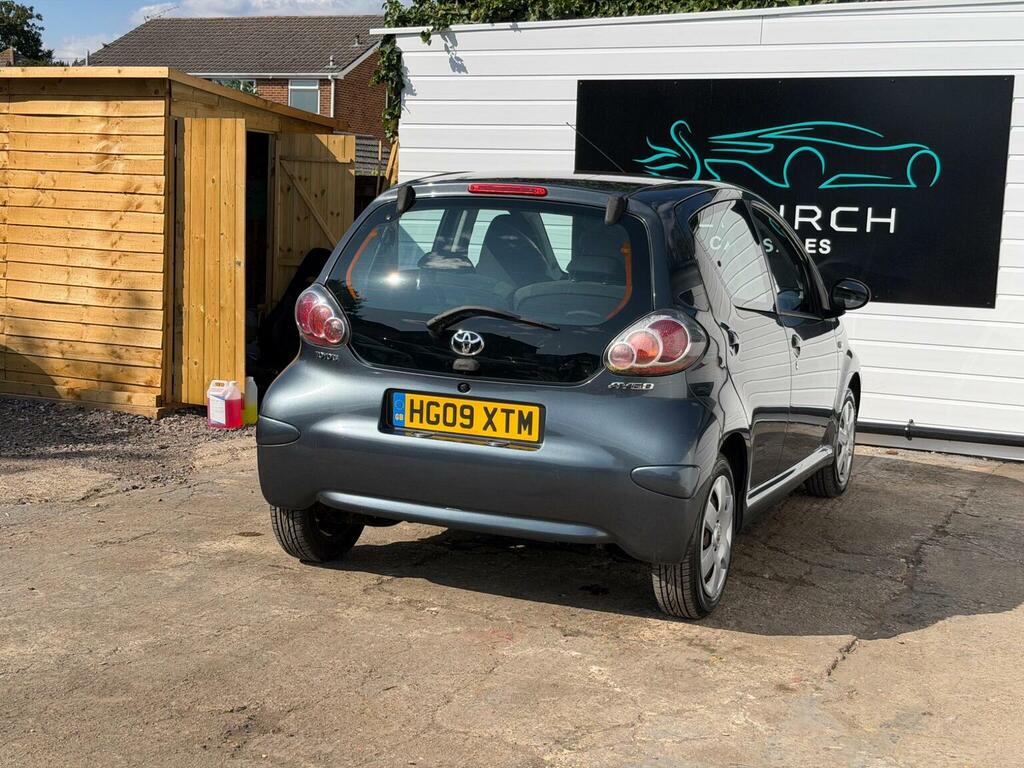 Toyota Aygo 1L Blue Blue #16