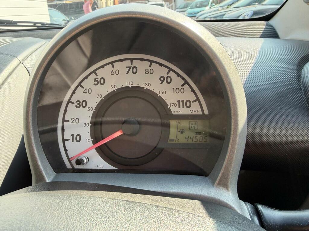 Toyota Aygo 1L Blue Blue #30