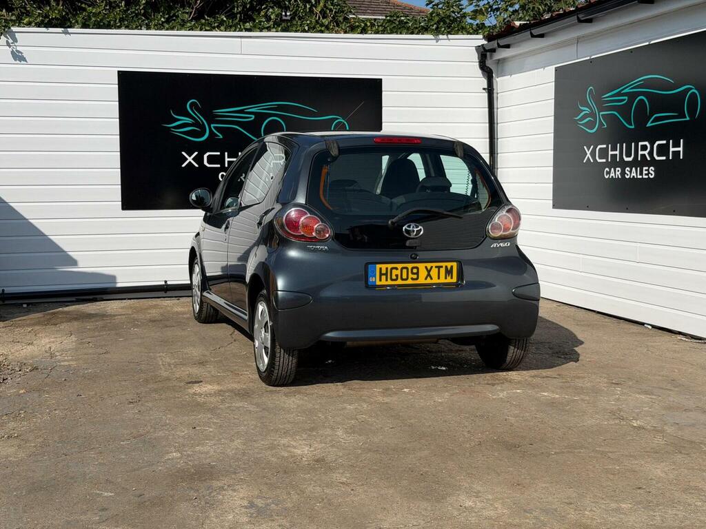 Toyota Aygo 1L Blue Blue #9