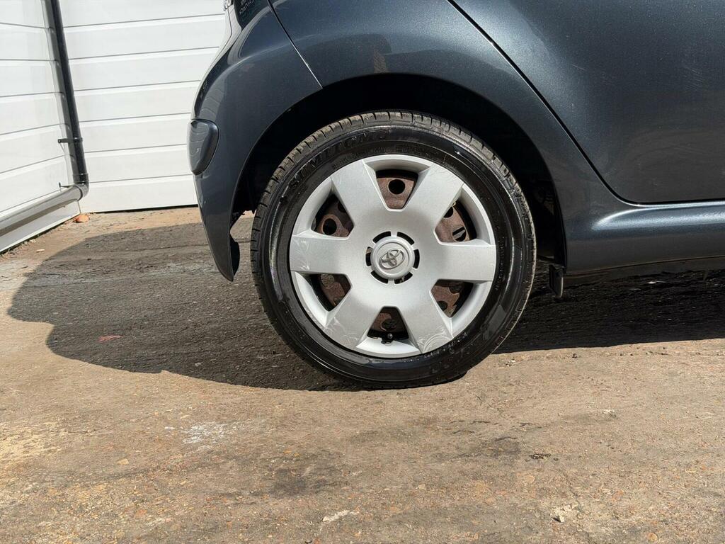 Toyota Aygo 1L Blue Blue #29