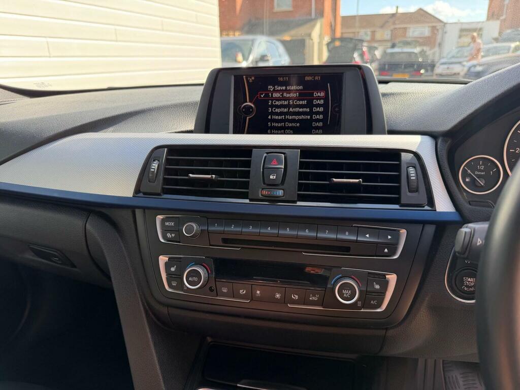 BMW 3 Series 2.0 320I M Sport Touring 181 Bhp White #27
