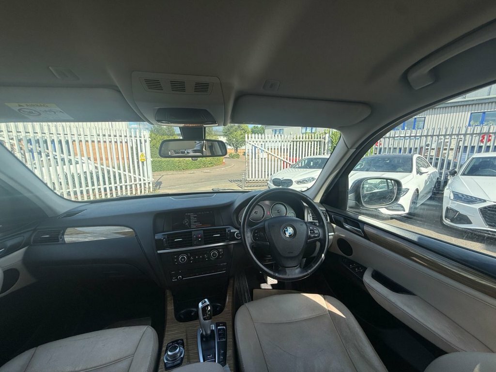 BMW X3 2L Se Black #2