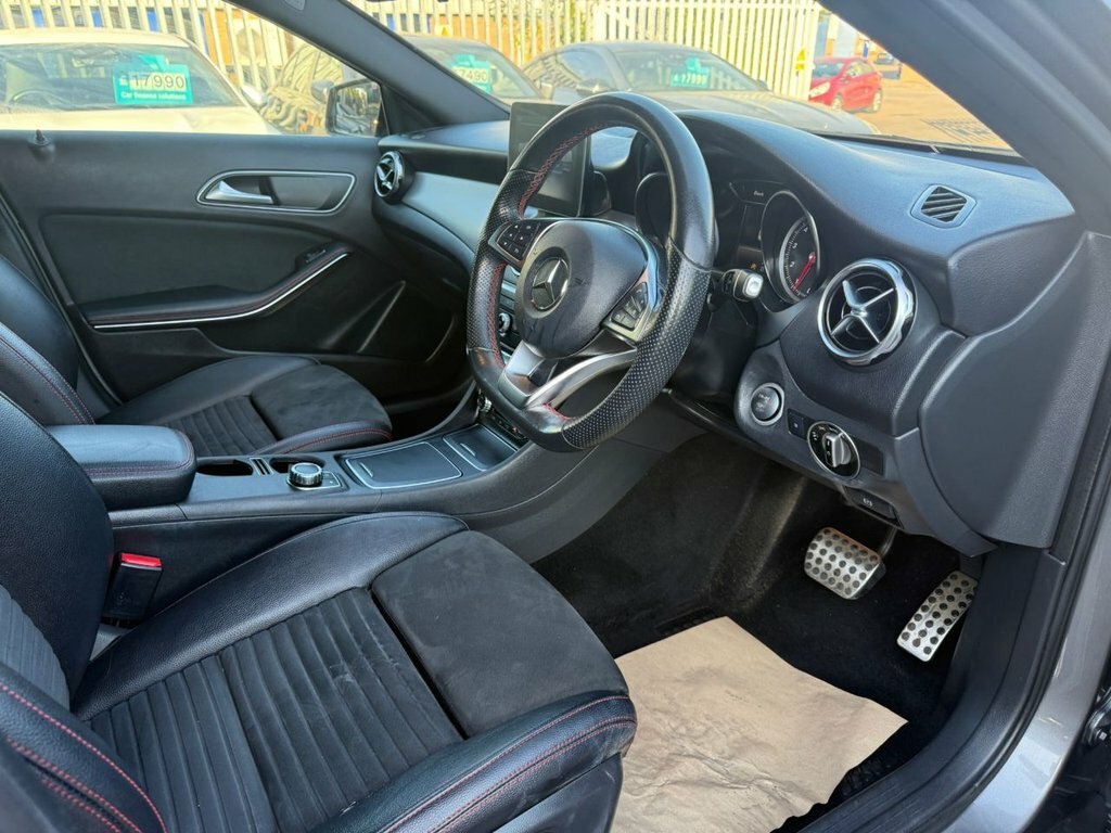 Mercedes-Benz GLA Class 1.6L Amg Line Edition Grey #4