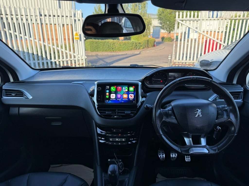 Peugeot 208 1.2L Gt Line White #2