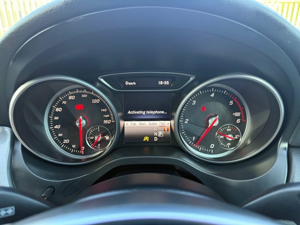 Mercedes-Benz GLA Class 1.6 Gla180 Urban Edition Suv Eur Red #47