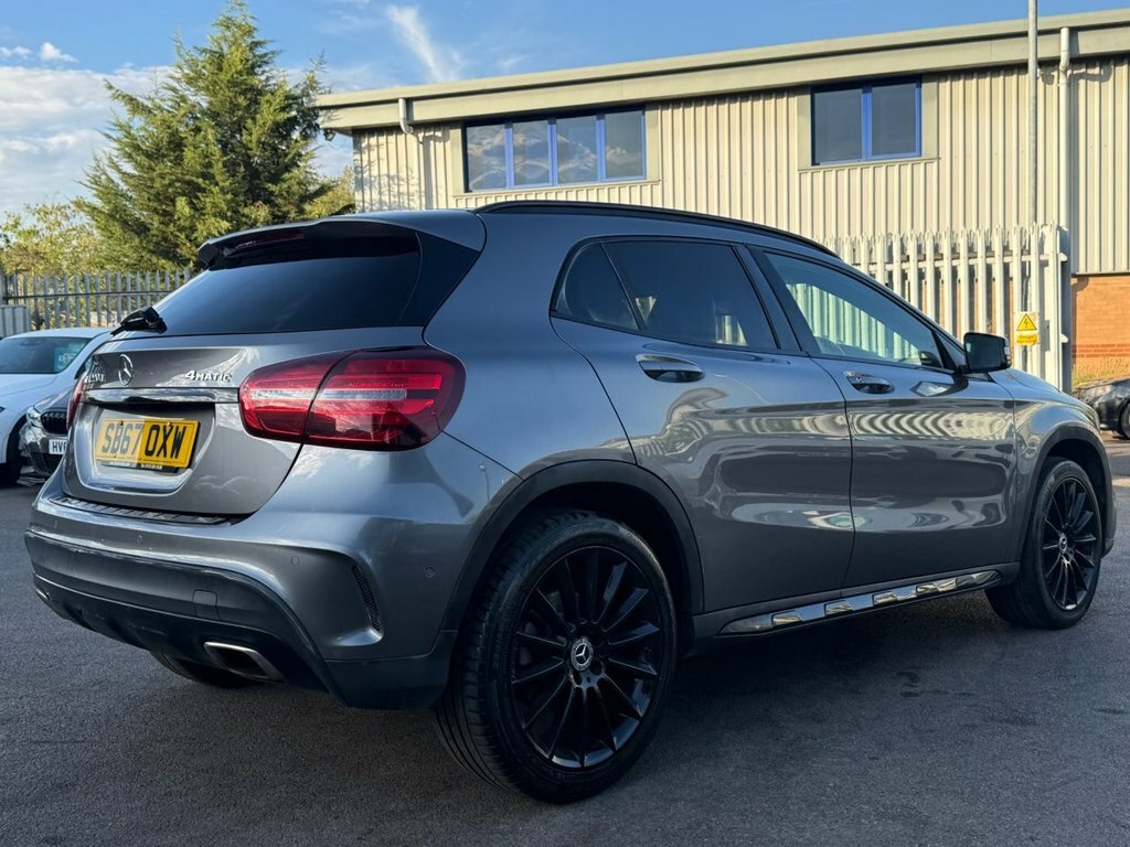 Mercedes-Benz GLA Class 1.6 Gla180 Urban Edition Suv Eur Red #11